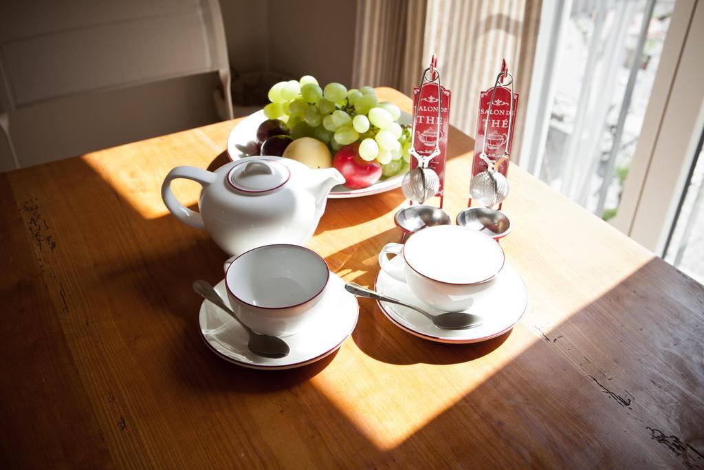 Le Coq Chantant Studios D'Hotes & Boutique Hotel St-Livres Saint-Livres Room photo